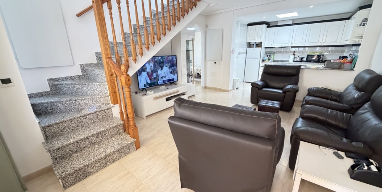 Reventa - Adosado -
Orihuela Costa - Villamartin
