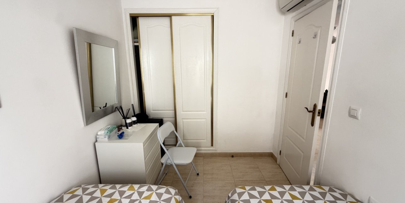 Reventa - Adosado -
Orihuela Costa - Villamartin