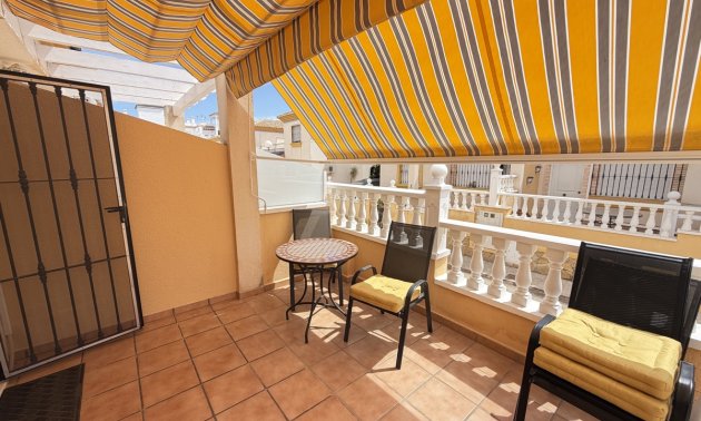 Reventa - Adosado -
Orihuela Costa - Villamartin