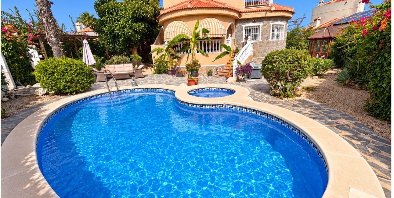 Resale - Villa -
Ciudad Quesada - Lo Pepin