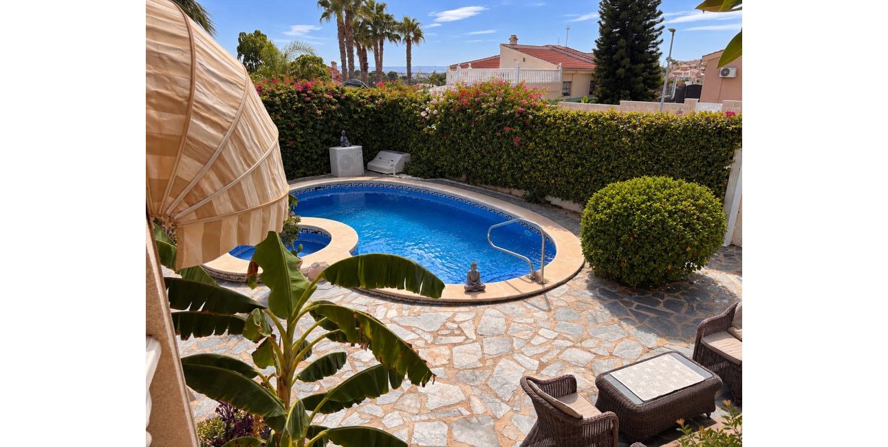 Resale - Villa -
Ciudad Quesada - Lo Pepin