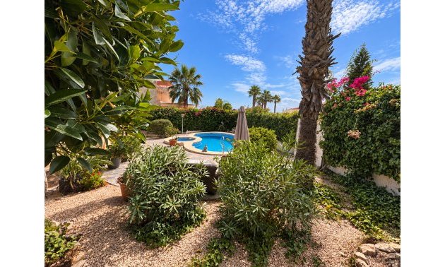 Resale - Villa -
Ciudad Quesada - Lo Pepin