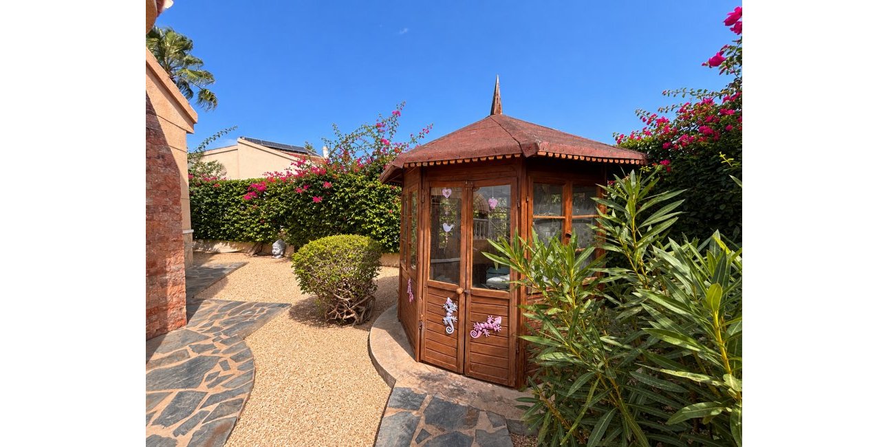 Resale - Villa -
Ciudad Quesada - Lo Pepin