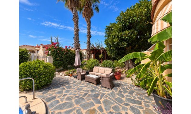 Resale - Villa -
Ciudad Quesada - Lo Pepin