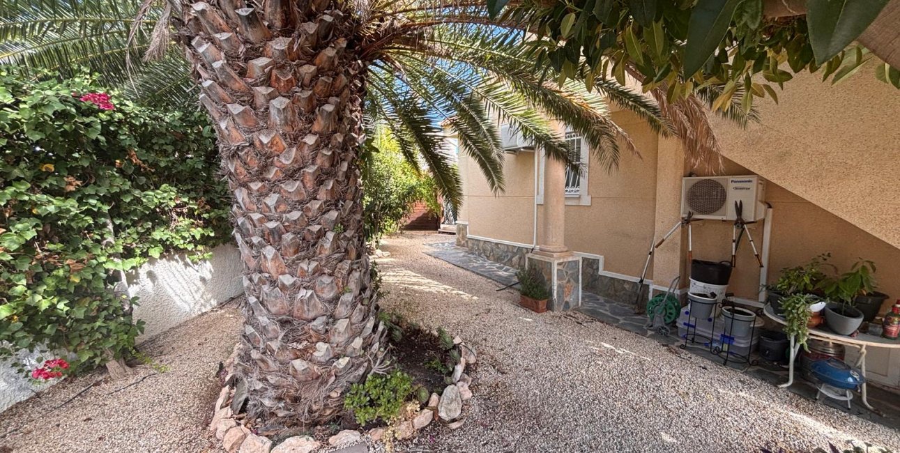 Resale - Villa -
Ciudad Quesada - Lo Pepin