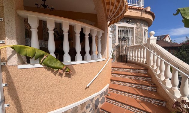 Resale - Villa -
Ciudad Quesada - Lo Pepin