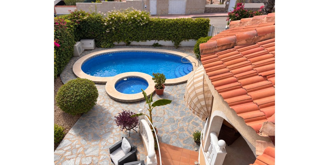 Resale - Villa -
Ciudad Quesada - Lo Pepin