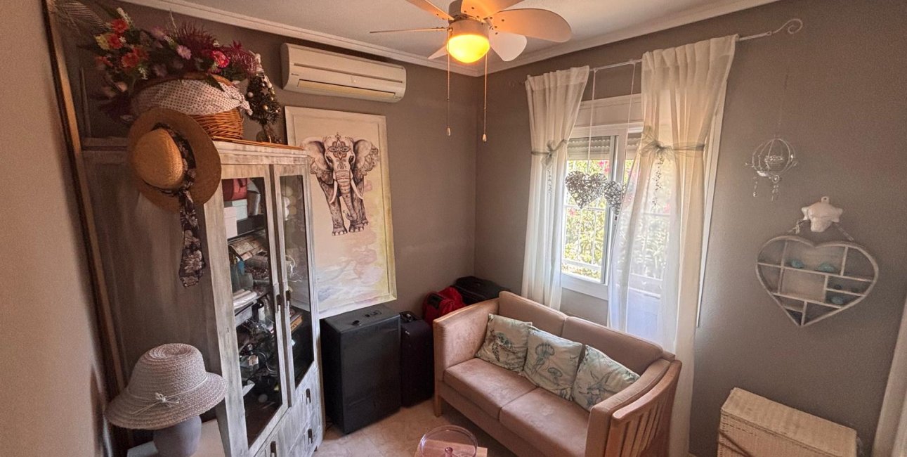 Resale - Villa -
Ciudad Quesada - Lo Pepin