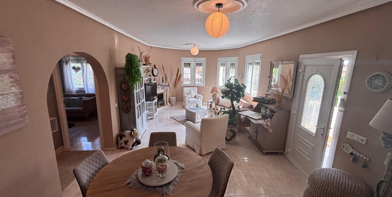 Resale - Villa -
Ciudad Quesada - Lo Pepin