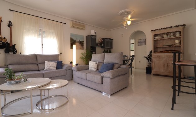 Resale - Villa -
Ciudad Quesada - La Marquesa