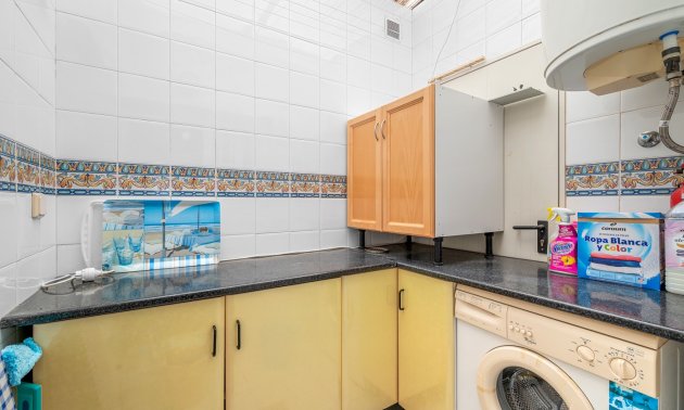 Resale - Villa -
Guardamar del Segura - El Raso