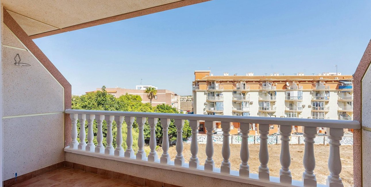 Resale - Apartment / flat -
Torrevieja - La Mata
