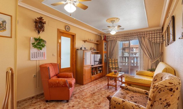 Resale - Apartment / flat -
Torrevieja - La Mata