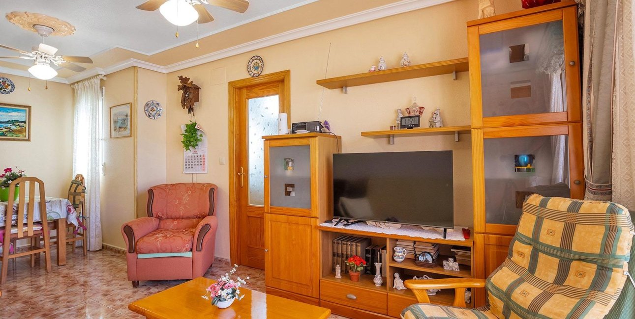 Resale - Apartment / flat -
Torrevieja - La Mata