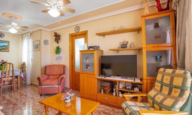 Resale - Apartment / flat -
Torrevieja - La Mata