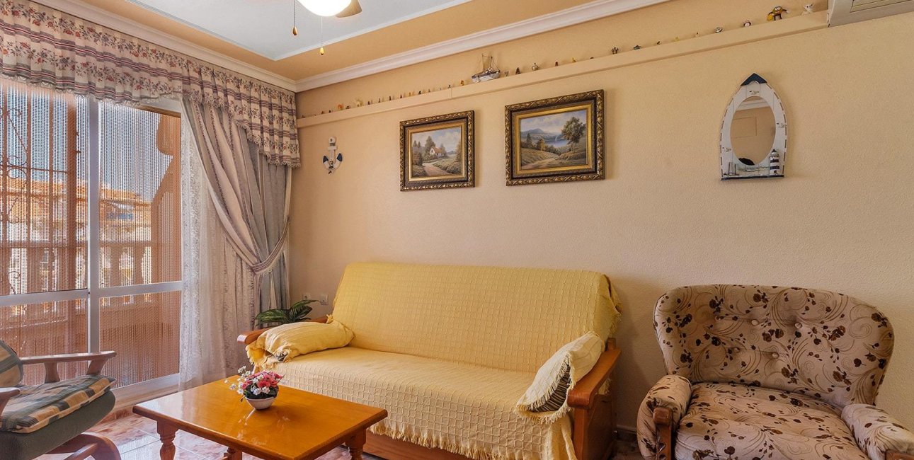 Resale - Apartment / flat -
Torrevieja - La Mata