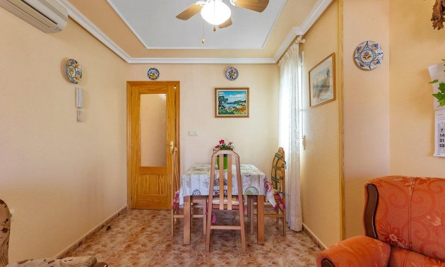 Resale - Apartment / flat -
Torrevieja - La Mata