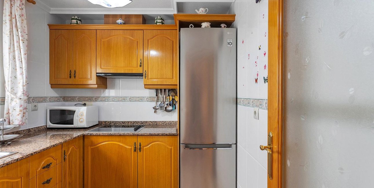 Resale - Apartment / flat -
Torrevieja - La Mata