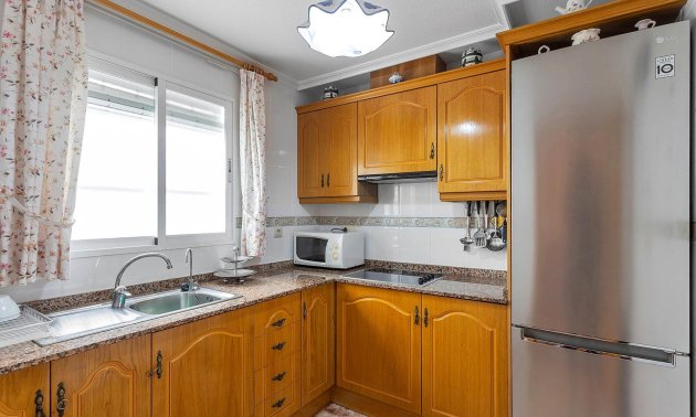 Resale - Apartment / flat -
Torrevieja - La Mata