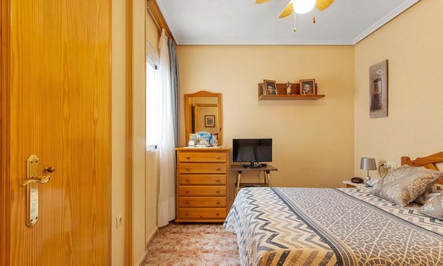 Resale - Apartment / flat -
Torrevieja - La Mata