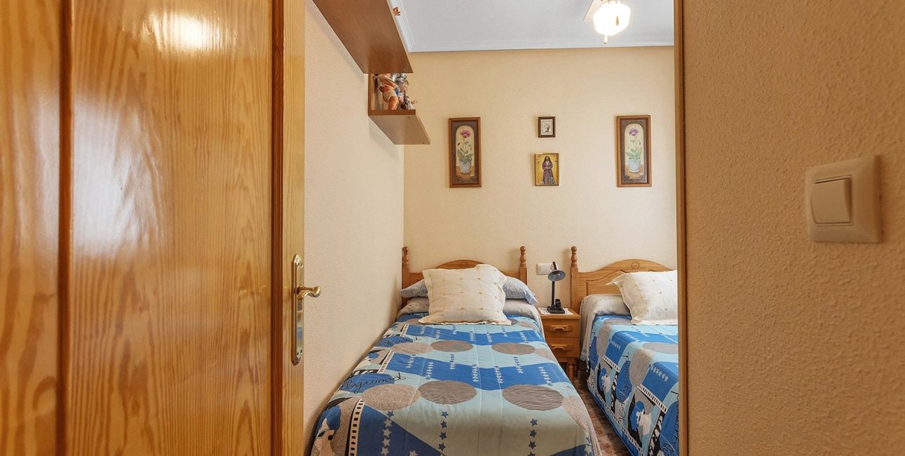 Resale - Apartment / flat -
Torrevieja - La Mata
