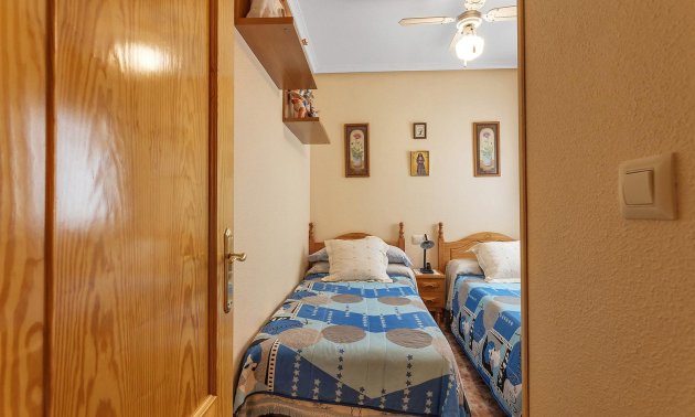 Resale - Apartment / flat -
Torrevieja - La Mata
