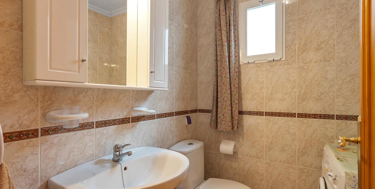 Resale - Apartment / flat -
Torrevieja - La Mata