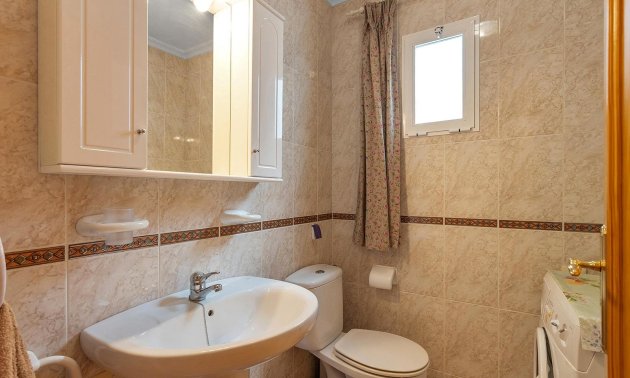 Resale - Apartment / flat -
Torrevieja - La Mata