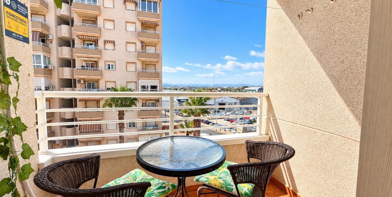 Rynek wtórny - Mieszkanie  -
Torrevieja - Nueva Torrevieja