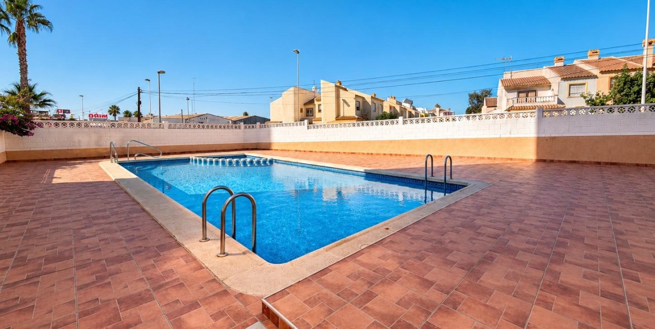 Rynek wtórny - Mieszkanie  -
Torrevieja - Nueva Torrevieja