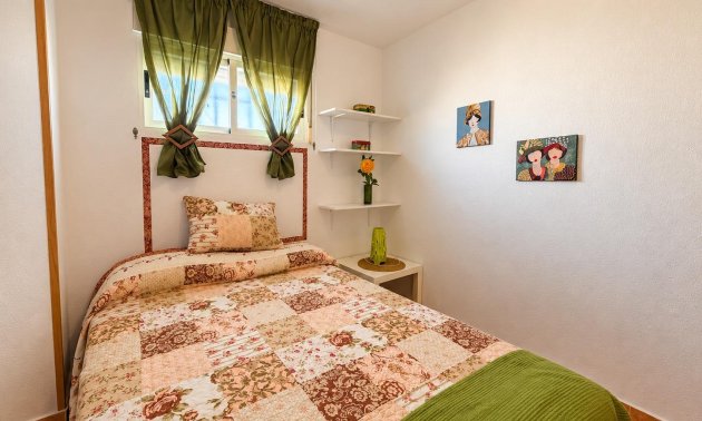 Rynek wtórny - Mieszkanie  -
Torrevieja - Nueva Torrevieja