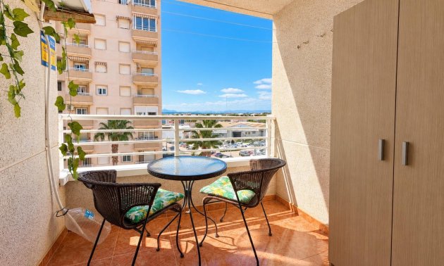 Rynek wtórny - Mieszkanie  -
Torrevieja - Nueva Torrevieja