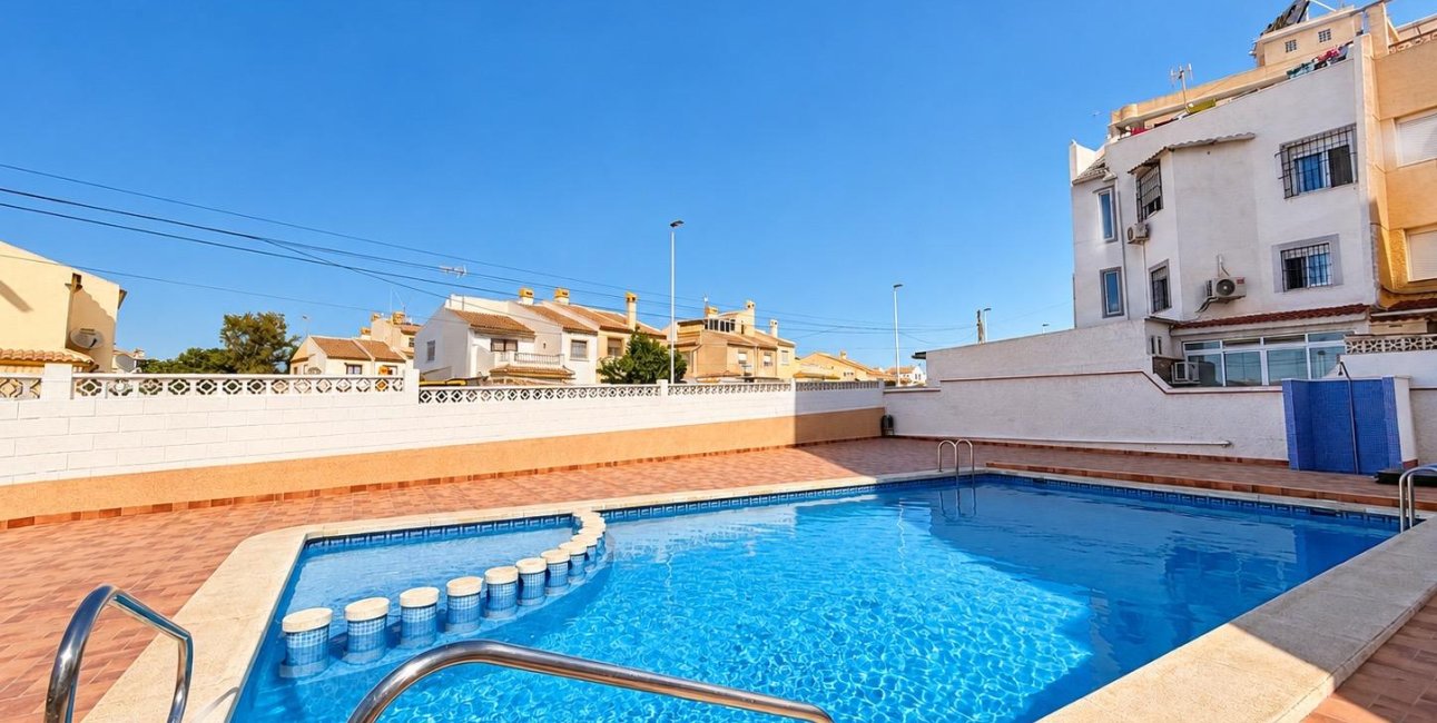Rynek wtórny - Mieszkanie  -
Torrevieja - Nueva Torrevieja
