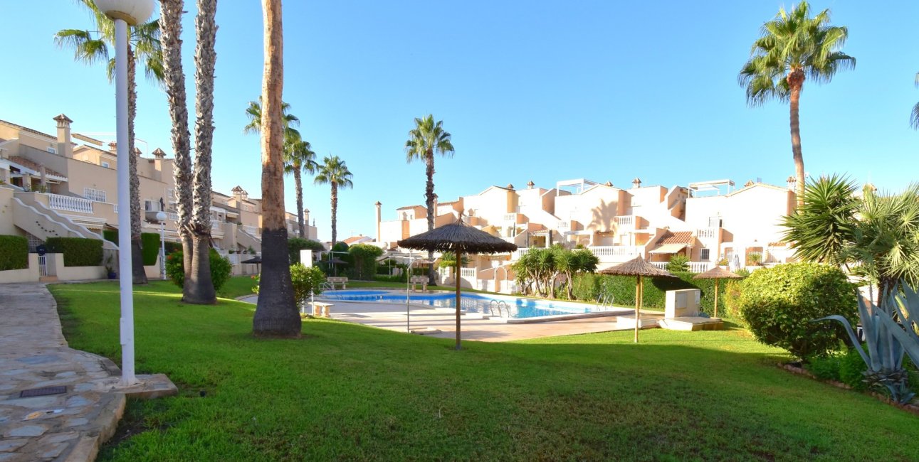 Resale - Townhouse -
Orihuela Costa - Los Altos