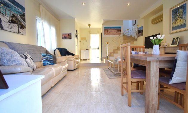 Resale - Townhouse -
Orihuela Costa - Los Altos