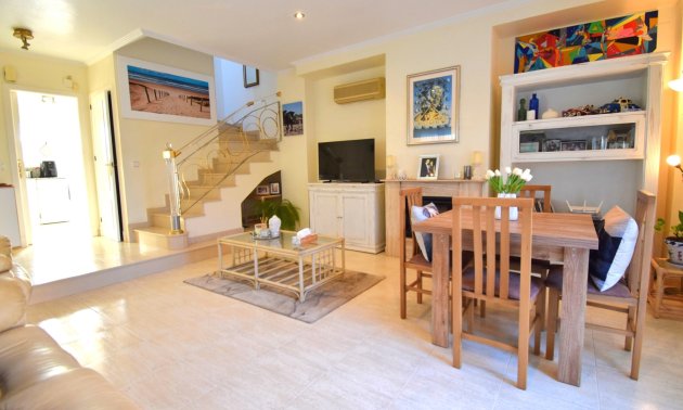 Resale - Townhouse -
Orihuela Costa - Los Altos