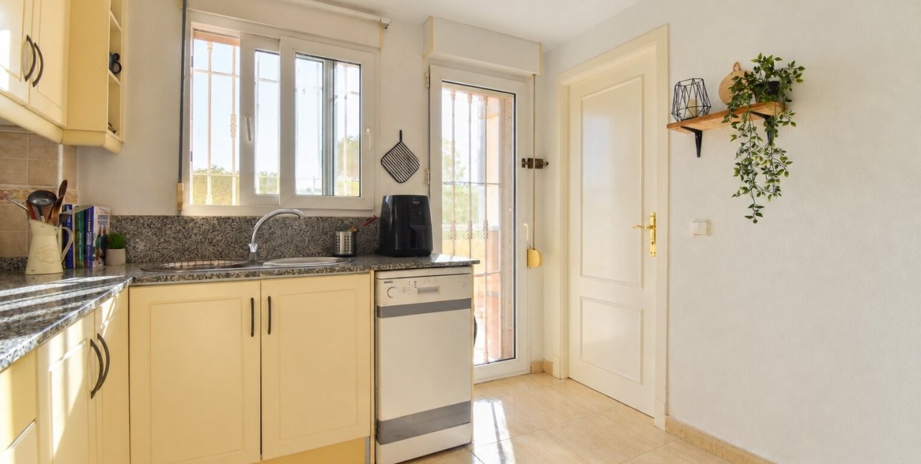 Resale - Townhouse -
Orihuela Costa - Los Altos