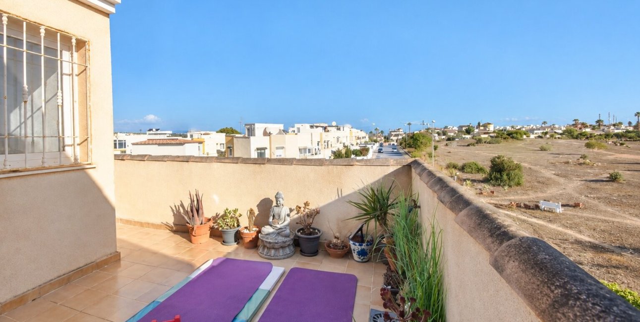 Resale - Townhouse -
Orihuela Costa - Los Altos