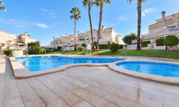 Resale - Townhouse -
Orihuela Costa - Los Altos