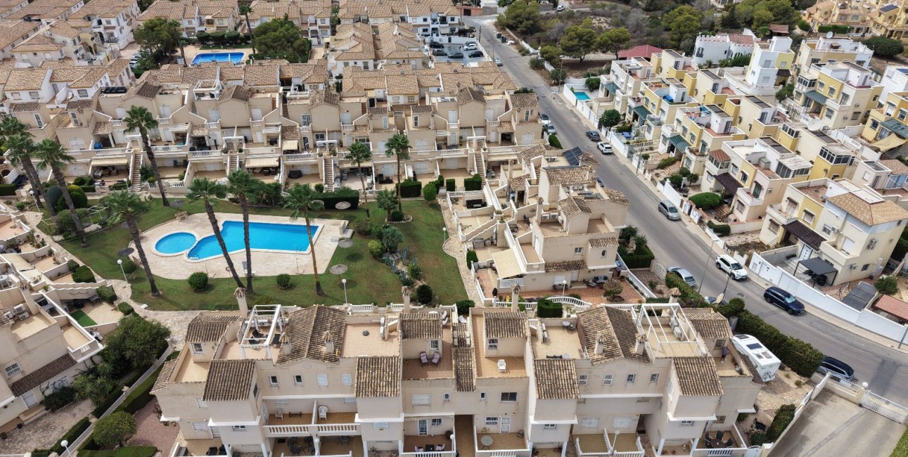 Resale - Townhouse -
Orihuela Costa - Los Altos