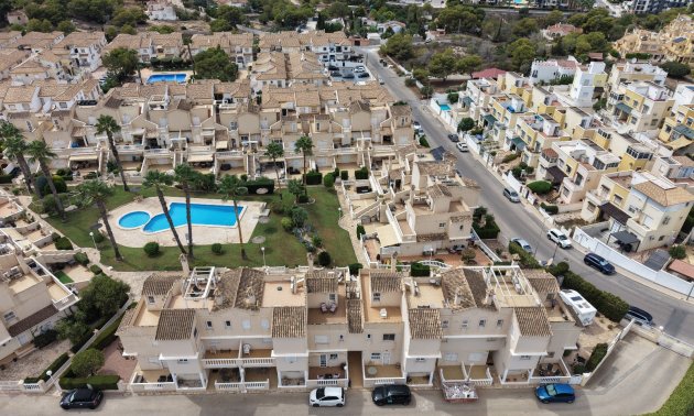 Resale - Townhouse -
Orihuela Costa - Los Altos