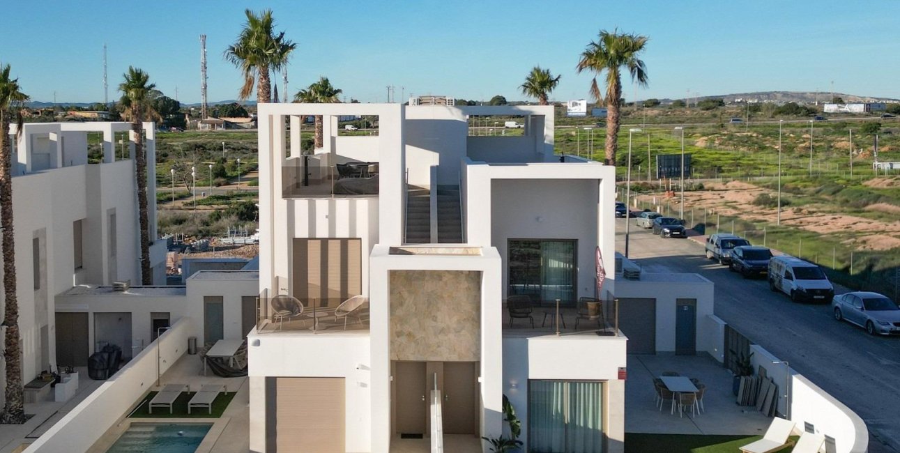 Obra nueva - Villa -
Los Alcázares - Serena Golf