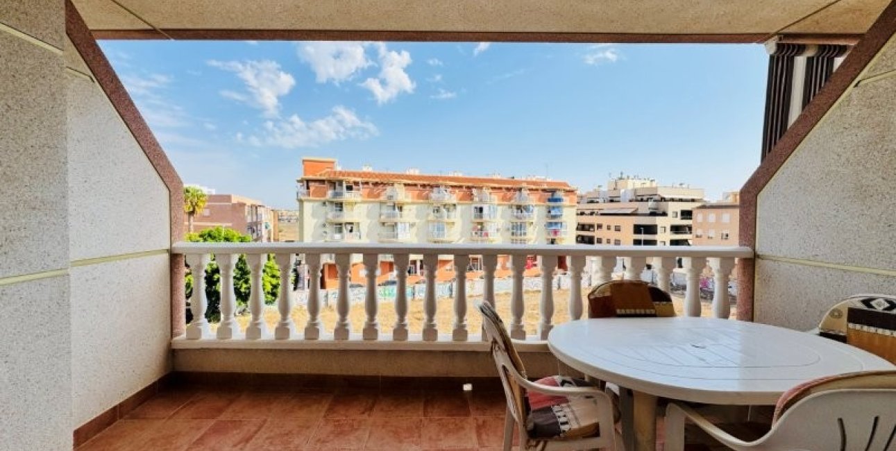 Resale - Apartment / flat -
Torrevieja - La Mata