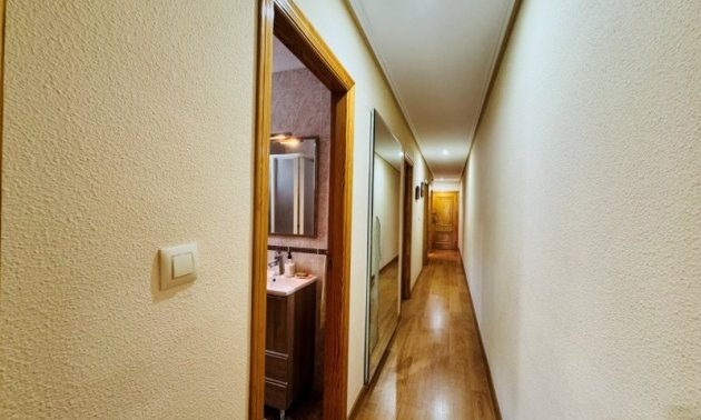Resale - Apartment / flat -
Torrevieja - La Mata