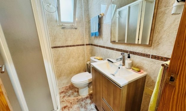 Resale - Apartment / flat -
Torrevieja - La Mata