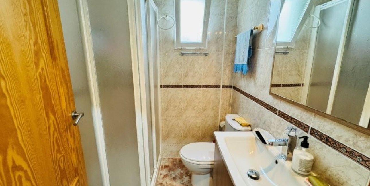 Resale - Apartment / flat -
Torrevieja - La Mata