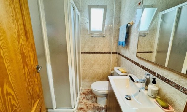 Resale - Apartment / flat -
Torrevieja - La Mata