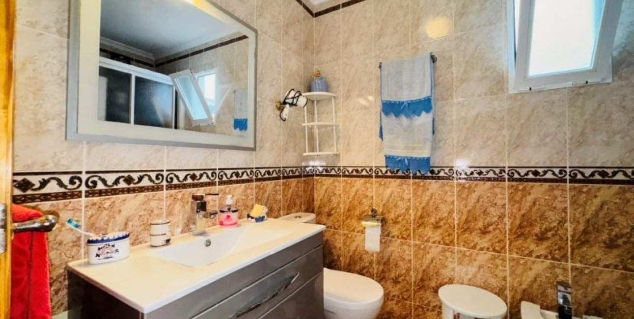 Resale - Apartment / flat -
Torrevieja - La Mata