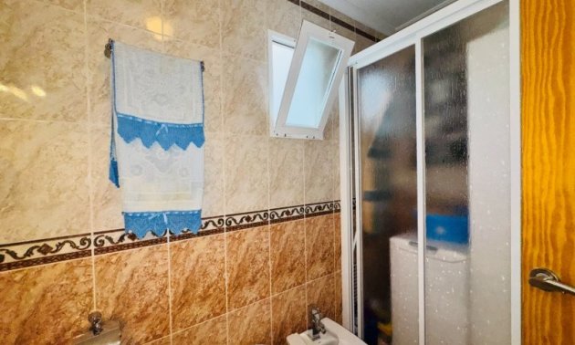 Resale - Apartment / flat -
Torrevieja - La Mata