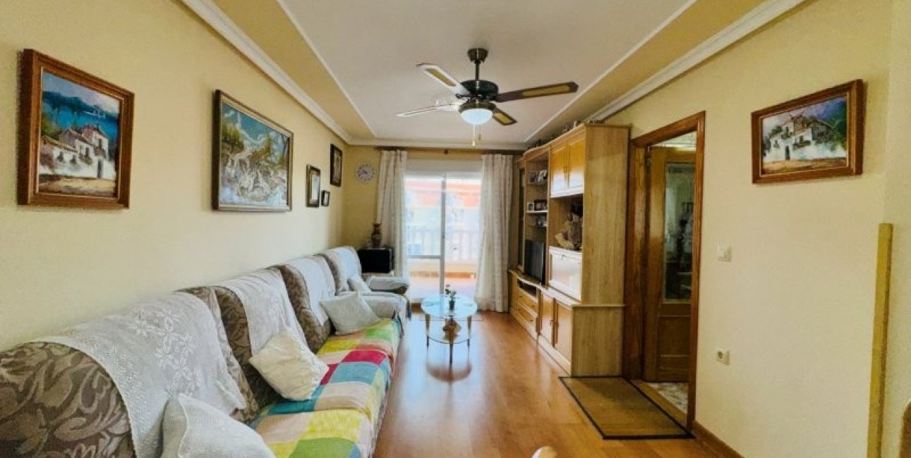 Resale - Apartment / flat -
Torrevieja - La Mata